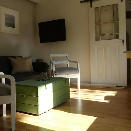 Feine Laube Holiday home